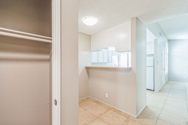 Building Photo - 31635 Avenida Maravilla