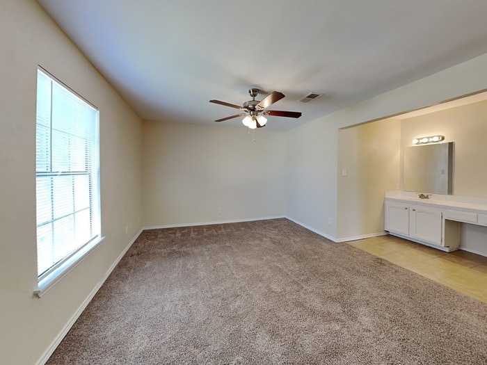 Building Photo - 7621 Pebble Beach Dr