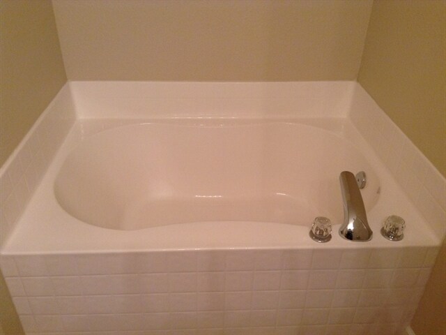 Building Photo - 10534 Aspen Dr