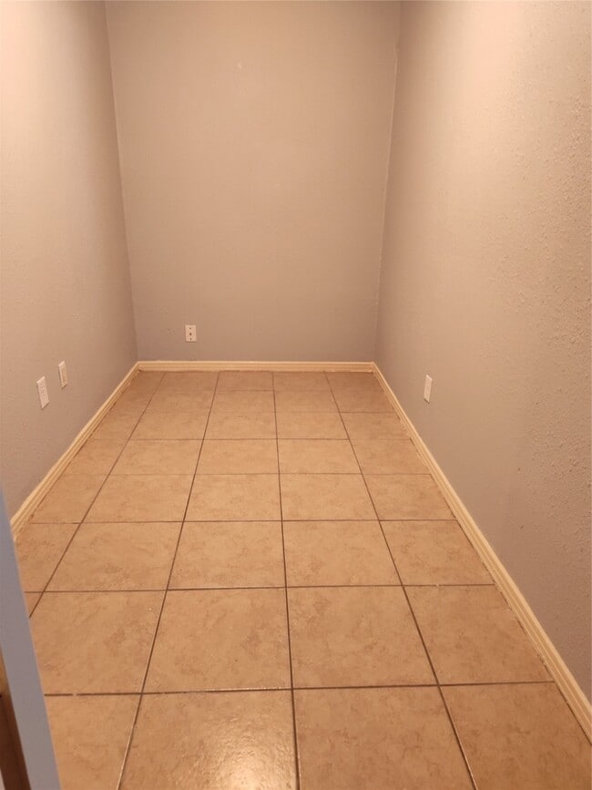Building Photo - 4817 Maggie St