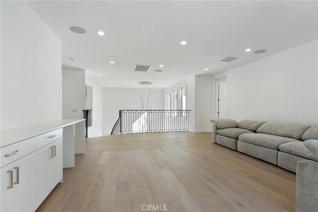 Building Photo - 20448 Liverpool Way