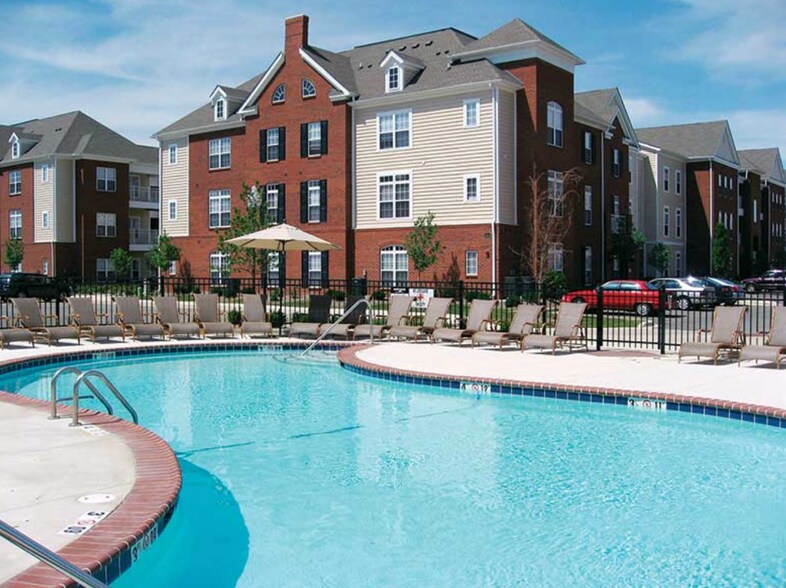 Building Photo - 1901 N Lincoln Ave