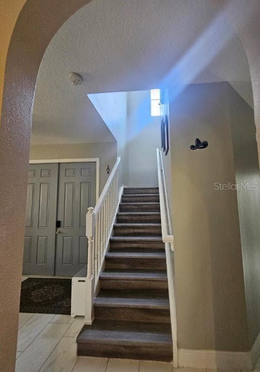 Building Photo - 2902 Bonita Cir