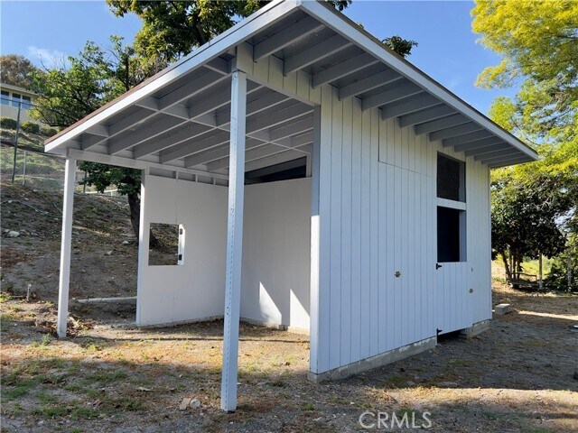 Building Photo - 24 Pony Ln