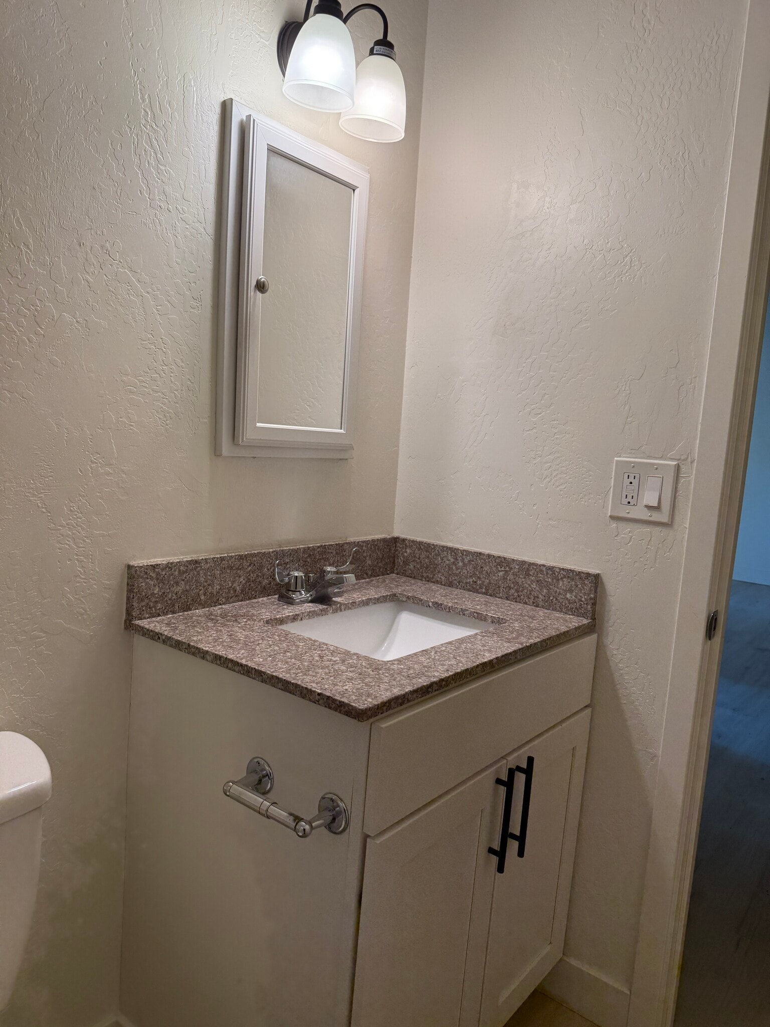 Bathroom - 2391 Campbell St