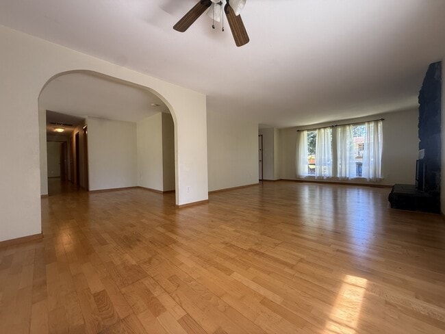 Building Photo - 5324 97th Ave Ct W