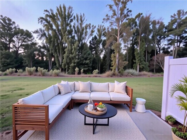 Building Photo - 4553 Cypress Pk Dr