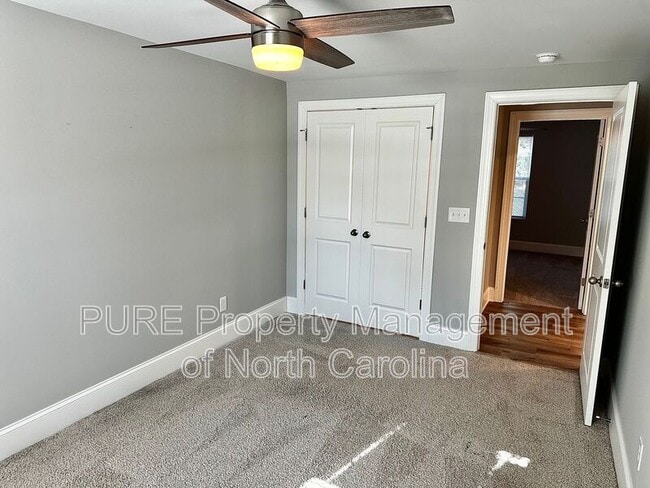 Building Photo - 708 Union St S