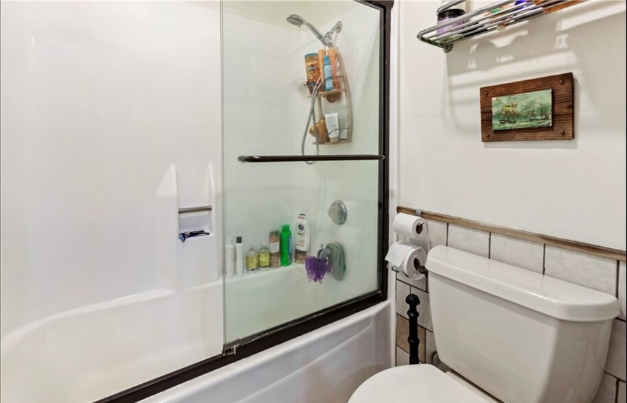 Building Photo - 198 Springview