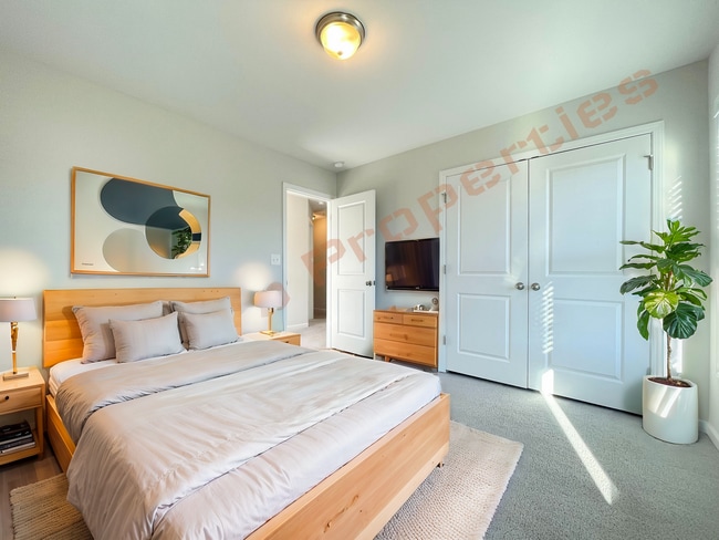 Building Photo - Stunning 4 Bedroom 2.5 Bathroom Home w/ Primary Suite on Main Level @ Ashcroft, Clayton, Availabl...