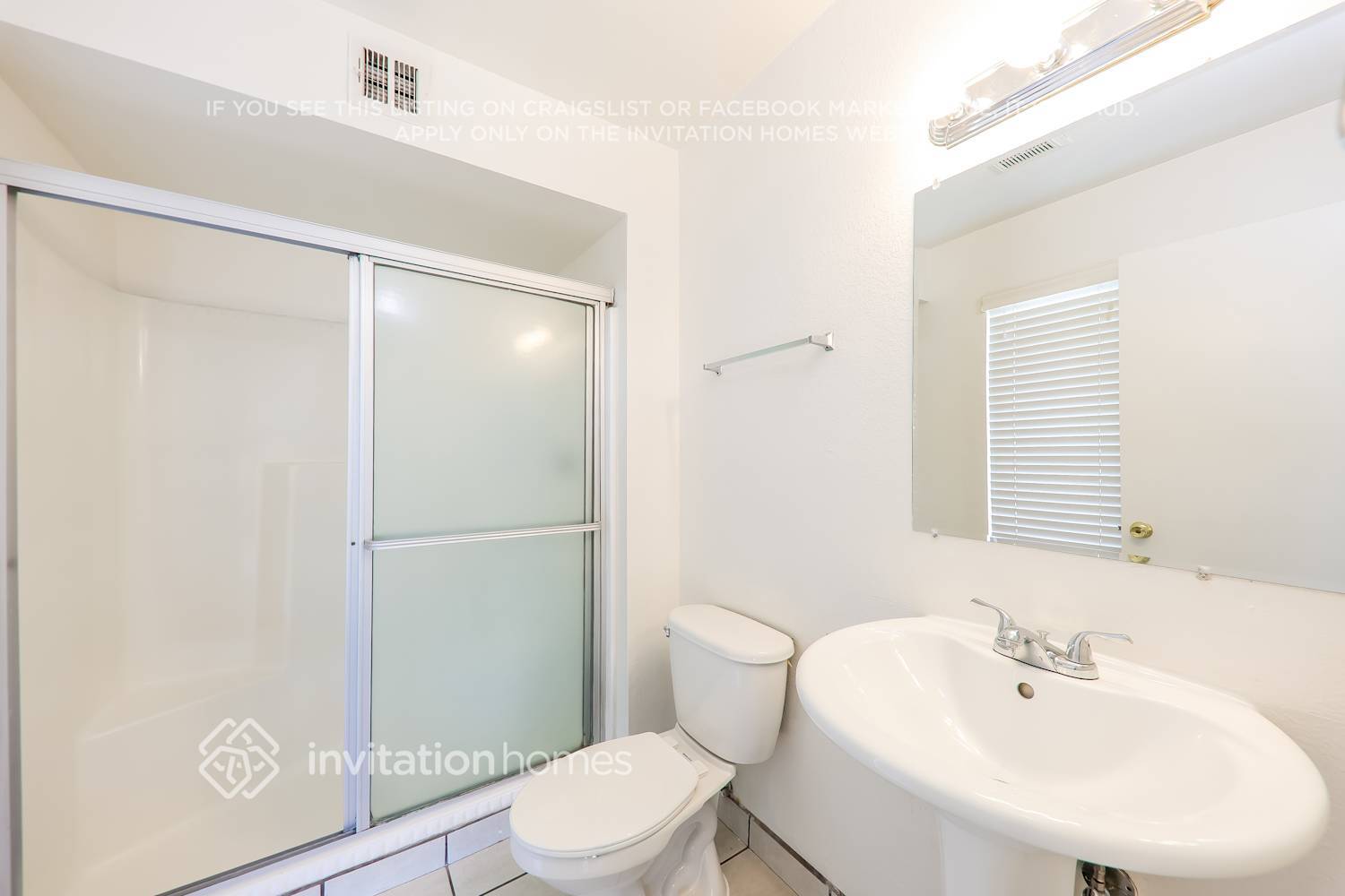 Building Photo - 5256 W Cholla St