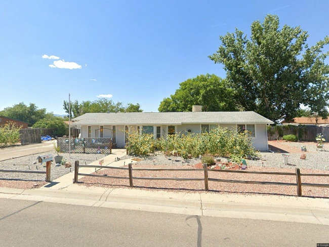 Primary Photo - 467 Meadow Rd