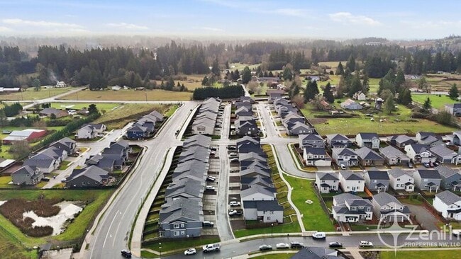 Building Photo - 18212 NE 47th Ave