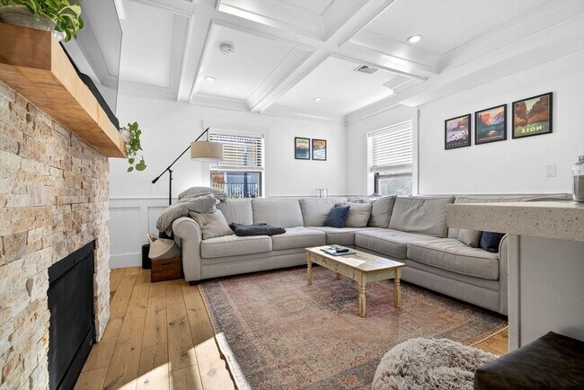 Building Photo - 18-20 Arlington St