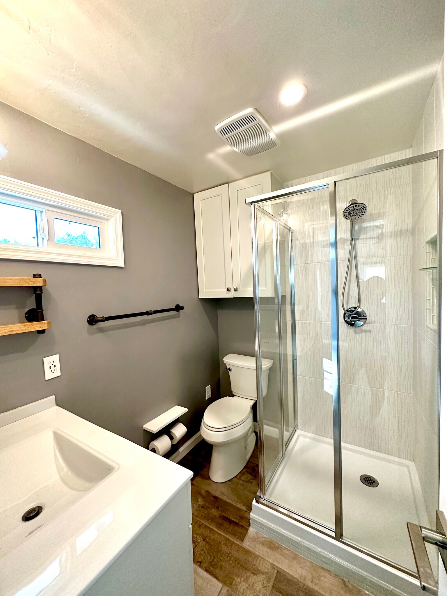 Building Photo - 38374 Rainbow Heights Pl