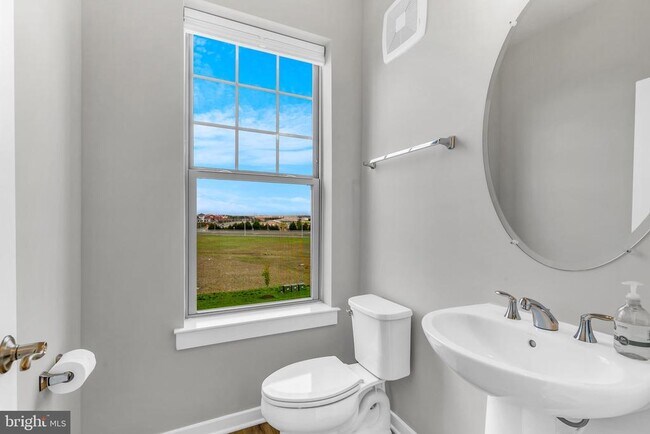 Building Photo - 222 Petite Sirah Terrace SE