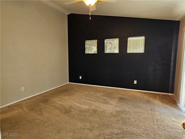 Building Photo - 616 W Blackbird Knoll Ct