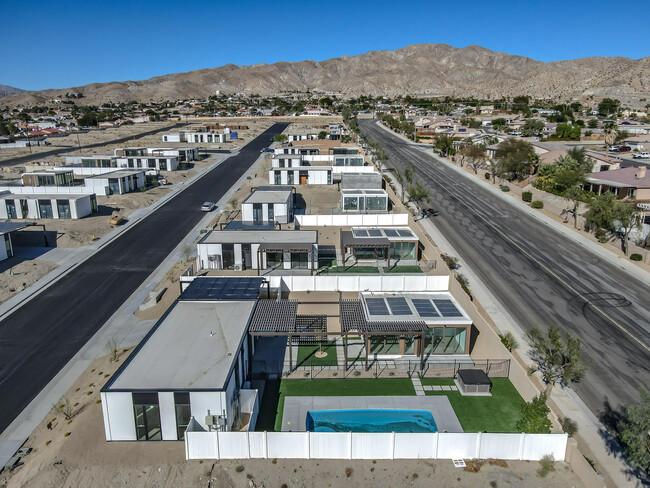 Building Photo - 13852 Scenic Crest Cir