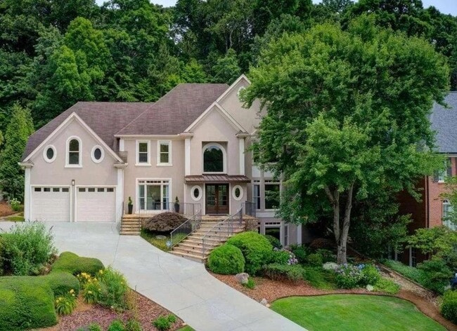 Building Photo - 3850 Glenhurst Dr