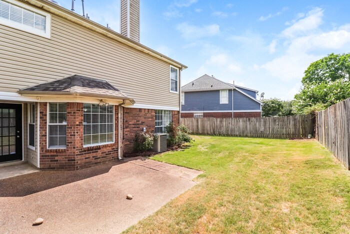 Building Photo - 8584 Pantherburn Trce