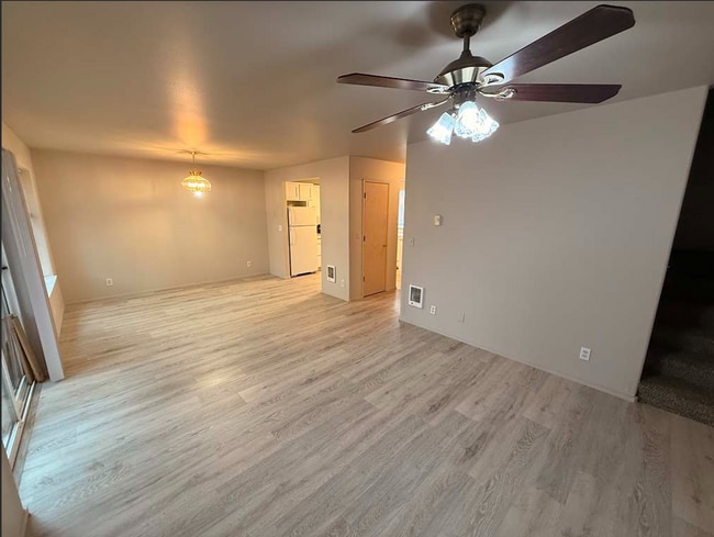 Building Photo - 2950 NE Nikki Ct