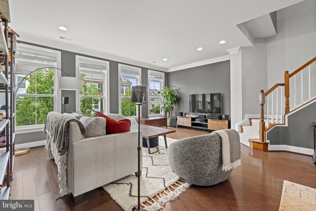 Building Photo - 9618 Stockwell Ln