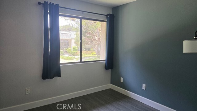 Building Photo - 8566 Van Ness Ct
