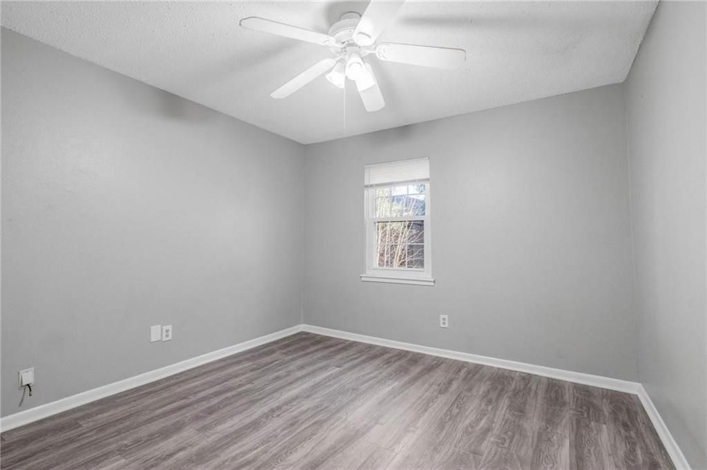 Building Photo - 4017 Cottage Hill Rd