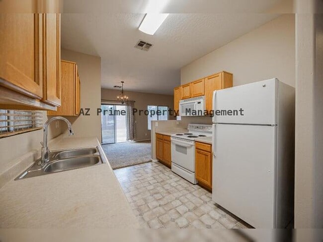 Building Photo - 6426 S Nash Way