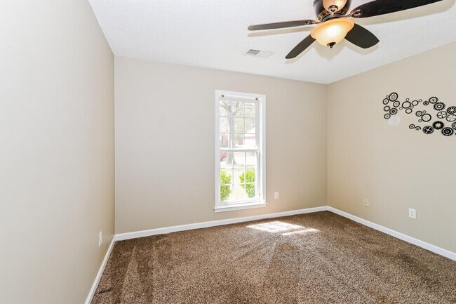 Building Photo - 6254 Buffalo Springs Ln