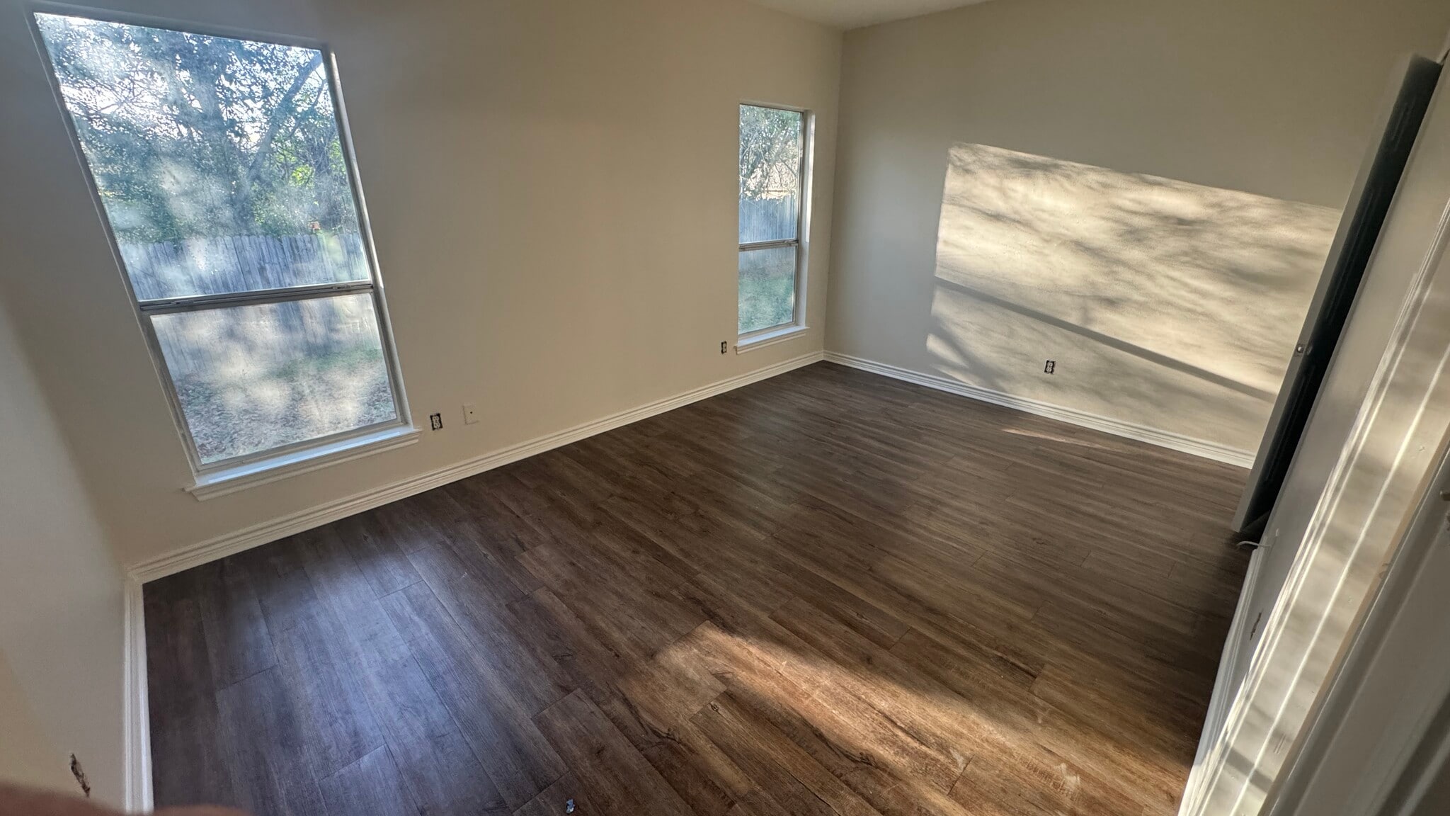 Master - 19518 FM 2493