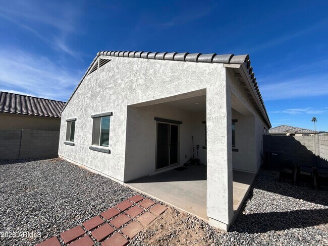 Building Photo - 24401 W Verlea Dr