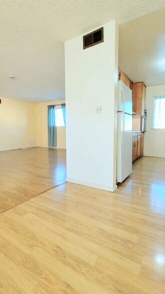 Kitchen & living room - 2239 N Frederic St
