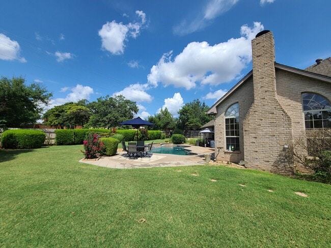 Building Photo - 413 Hamptonridge Rd