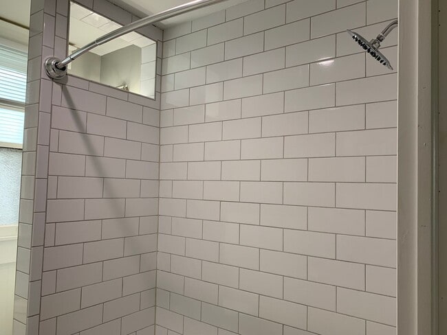 Building Photo - Norwood Duplex W/ Driveway Parking