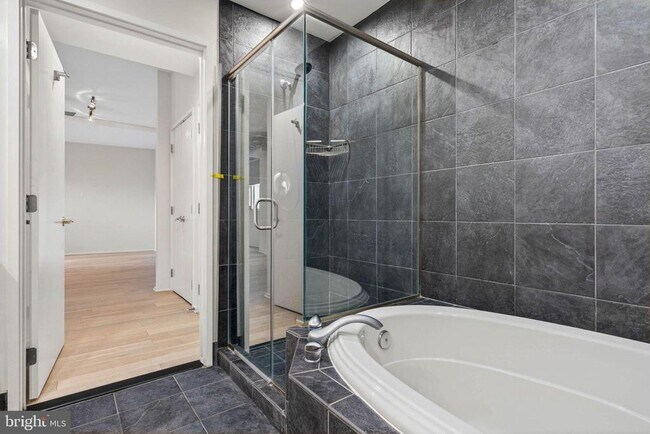 Building Photo - 3409 Wilson Blvd