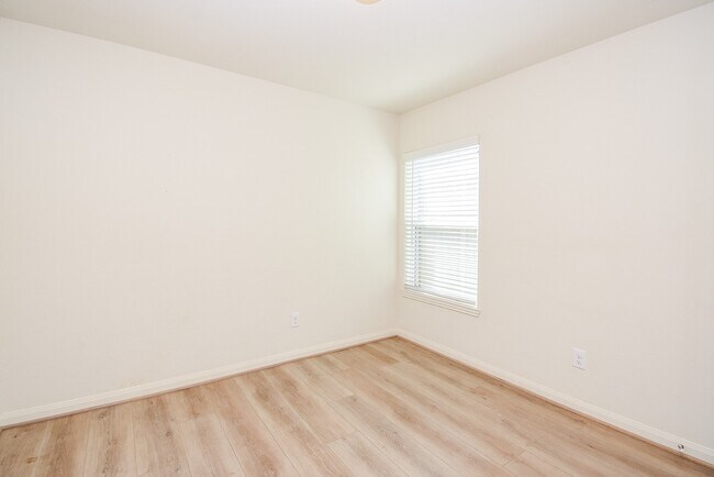 Building Photo - 1081 Mule Ridge Dr