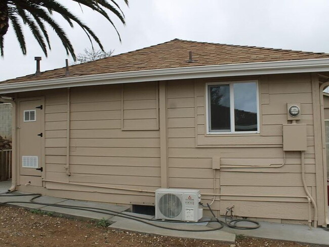 Building Photo - Sweet home