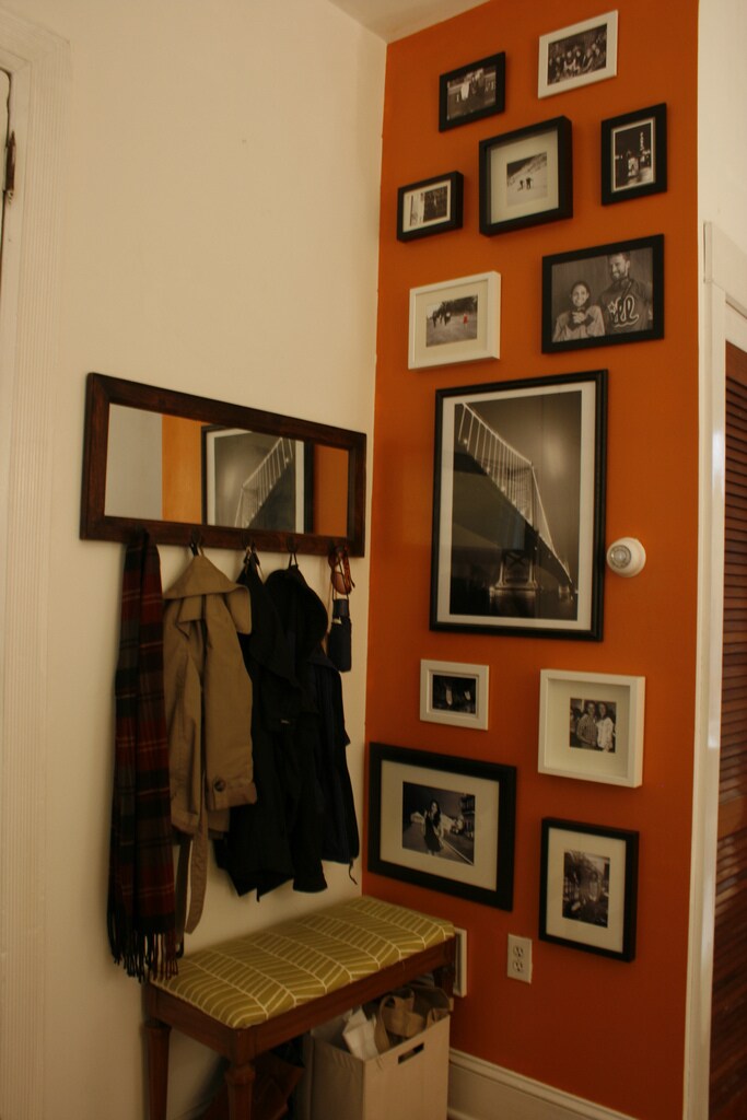 Building Photo - 826 N Woodstock St