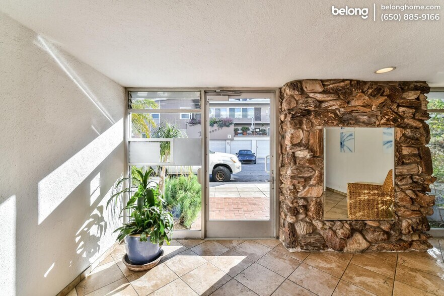 Building Photo - 1250 E Ocean Blvd