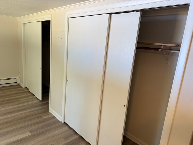 Lower Level - Room 2 closets - 38 Nursery St
