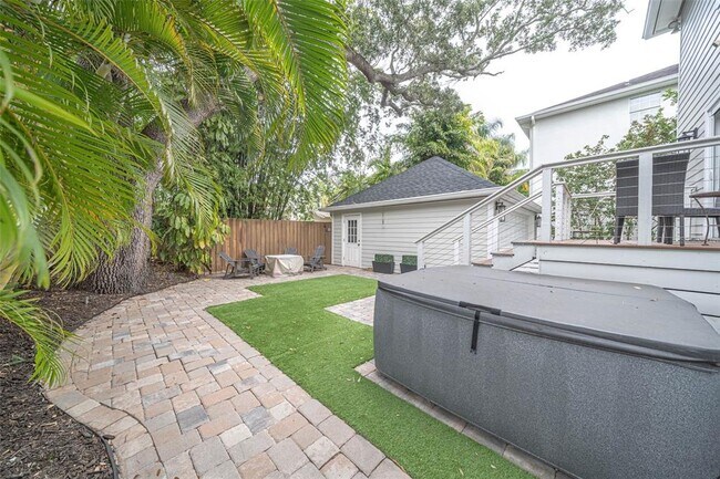 Building Photo - 4907 W Dryad St