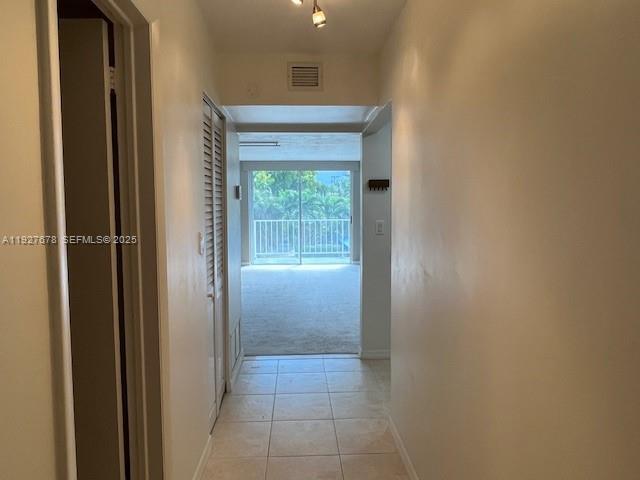 Building Photo - 1470 NE 125th Terrace