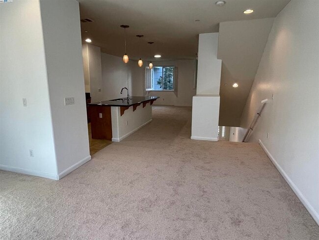 Building Photo - 1503 Jetty Dr