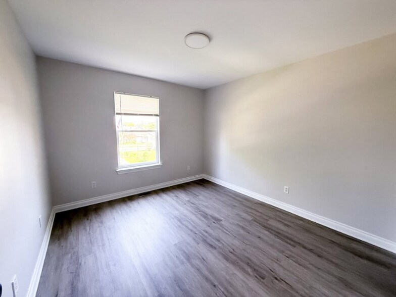 Building Photo - 134 Eckfield Dr