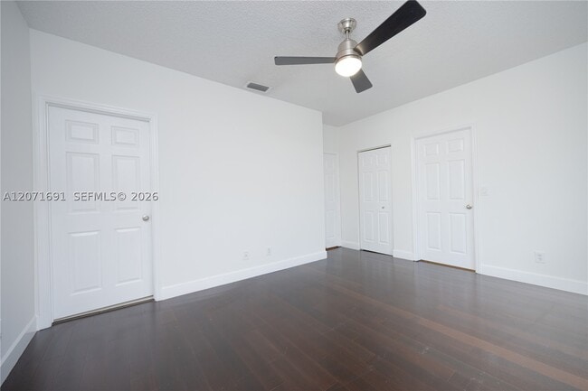Building Photo - 16219 Emerald Cove Rd