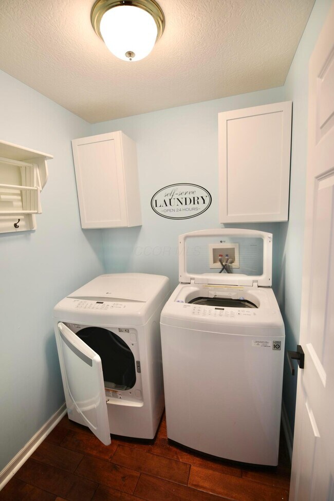 Building Photo - 7543 Ashley Meadow Dr