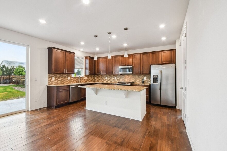 Building Photo - 8910 Azalea Ct