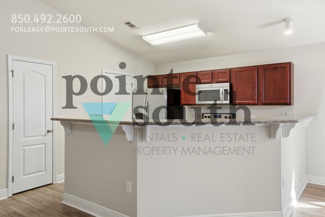 Building Photo - 8105 Nalo Creek Loop