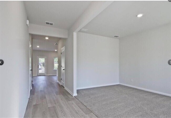 Building Photo - 1208 High Fls Ln